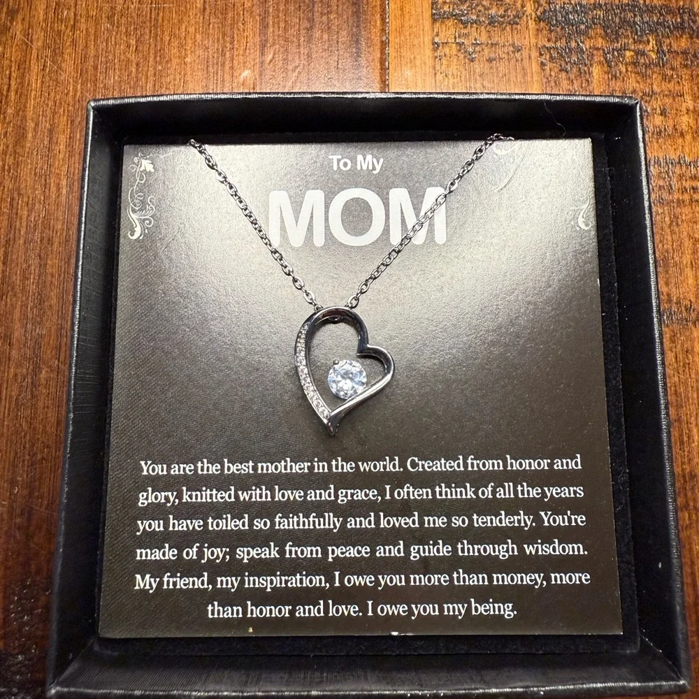 Mom Heart Necklace Gift Set–CZ Pendant with Message for Mother’s Day or Birthday